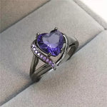 Rotating Heart Zircon Couple Ring Set